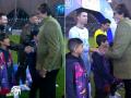 Big B meets Ronaldo, Messi before PSG vs Saudi All-Star XI match, netizens go crazy - Hindi News | Big B meets Ronaldo, Messi before PSG vs Saudi All-Star XI match, netizens go crazy | Latest football News at Lokmattimes.com
