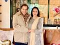 Dharmendra, Hema Malini's latest pictures leave fans awestruck - Hindi News | Dharmendra, Hema Malini's latest pictures leave fans awestruck | Latest lifestyle News at Lokmattimes.com