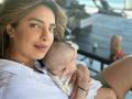 Priyanka shares precious moment with daughter Malti on Insta - Hindi News | Priyanka shares precious moment with daughter Malti on Insta | Latest entertainment News at Lokmattimes.com