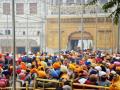 Devotees throng Golden Temple on first day of 2023 - Hindi News | Devotees throng Golden Temple on first day of 2023 | Latest national News at Lokmattimes.com