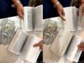Man hiding $90,000 between book pages held at Mumbai airport - Hindi News | Man hiding $90,000 between book pages held at Mumbai airport | Latest national News at Lokmattimes.com