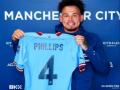 Manchester City sign Kalvin Phillips on a six-year deal - Hindi News | Manchester City sign Kalvin Phillips on a six-year deal | Latest football News at Lokmattimes.com