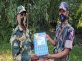 BSF personnel exchange sweets with Border Guard, Bangladesh on occasion of Diwali - Hindi News | BSF personnel exchange sweets with Border Guard, Bangladesh on occasion of Diwali | Latest national News at Lokmattimes.com