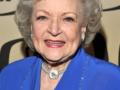 Betty White's home is on sale for over $10 million - Hindi News | Betty White's home is on sale for over $10 million | Latest entertainment News at Lokmattimes.com