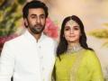 Ranbir-Alia wedding: Family members of the couple reach venue for Haldi - Hindi News | Ranbir-Alia wedding: Family members of the couple reach venue for Haldi | Latest entertainment News at Lokmattimes.com