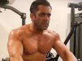 Salman shares gym pic, says you need will power to go do workouts - Hindi News | Salman shares gym pic, says you need will power to go do workouts | Latest entertainment News at Lokmattimes.com