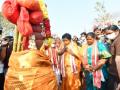 Thousands offer prayers on last day of Telangana's tribal fair - Hindi News | Thousands offer prayers on last day of Telangana's tribal fair | Latest national News at Lokmattimes.com