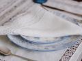 Using white table linens when hosting? - Hindi News | Using white table linens when hosting? | Latest lifestyle News at Lokmattimes.com