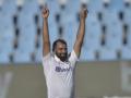 SA v IND, 1st Test: Shami takes out Markram as South Africa try to chase a stiff 305 - Hindi News | SA v IND, 1st Test: Shami takes out Markram as South Africa try to chase a stiff 305 | Latest cricket News at Lokmattimes.com