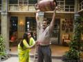 Saif puts on weight to play railway ticket collector in 'Bunty Aur Babli 2' - Hindi News | Saif puts on weight to play railway ticket collector in 'Bunty Aur Babli 2' | Latest entertainment News at Lokmattimes.com