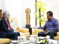 CM Kejriwal meets European Union Ambassador to India, discusses Covid situation in Delhi - Hindi News | CM Kejriwal meets European Union Ambassador to India, discusses Covid situation in Delhi | Latest international News at Lokmattimes.com