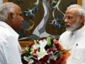 PM speaks to K'taka BJP strongman Yediyurappa; prompts murmers in political circles - Hindi News | PM speaks to K'taka BJP strongman Yediyurappa; prompts murmers in political circles | Latest politics News at Lokmattimes.com