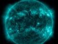 Sun emits powerful solar flare, causes blackouts: NASA - Hindi News | Sun emits powerful solar flare, causes blackouts: NASA | Latest national News at Lokmattimes.com