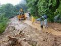 Incessant rains cause landslide, flooding in Goa - Hindi News | Incessant rains cause landslide, flooding in Goa | Latest national News at Lokmattimes.com