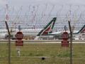 Italy's Alitalia to restart operations from June 3 - Hindi News | Italy's Alitalia to restart operations from June 3 | Latest international News at Lokmattimes.com