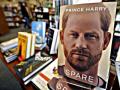 Prince Harry's 'Spare' sells record 1.43 mn copies on Day 1, sets record - Hindi News | Prince Harry's 'Spare' sells record 1.43 mn copies on Day 1, sets record | Latest entertainment News at Lokmattimes.com