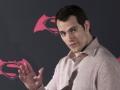 Henry Cavill finds 'Superman' rumours extraordinary yet frustrating - Hindi News | Henry Cavill finds 'Superman' rumours extraordinary yet frustrating | Latest lifestyle News at Lokmattimes.com