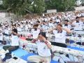 Tens of thousands join yoga in Chandigarh, Haryana - Hindi News | Tens of thousands join yoga in Chandigarh, Haryana | Latest politics News at Lokmattimes.com