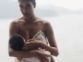 Lisa Haydon posts pics of herself breastfeeding newborn daughter Lara - Hindi News | Lisa Haydon posts pics of herself breastfeeding newborn daughter Lara | Latest entertainment News at Lokmattimes.com
