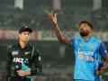 1st T20I: India win toss, elect to bowl first against New Zealand in Ranchi - Hindi News | 1st T20I: India win toss, elect to bowl first against New Zealand in Ranchi | Latest cricket News at Lokmattimes.com