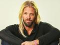 Foo Fighters look ahead to life without Taylor Hawkins - Hindi News | Foo Fighters look ahead to life without Taylor Hawkins | Latest entertainment News at Lokmattimes.com