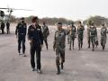 Lt Gen AS Bhinder reviews troops preparedness in Ranbankura, Sudarshan Chakra divisions - Hindi News | Lt Gen AS Bhinder reviews troops preparedness in Ranbankura, Sudarshan Chakra divisions | Latest national News at Lokmattimes.com