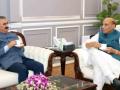 Himachal CM meets Rajnath over strengthening of road network in border areas - Hindi News | Himachal CM meets Rajnath over strengthening of road network in border areas | Latest politics News at Lokmattimes.com