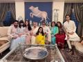 Big B shares pictures from Diwali festivities featuring entire family - Hindi News | Big B shares pictures from Diwali festivities featuring entire family | Latest entertainment News at Lokmattimes.com
