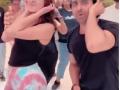 'What a knock, Hardik', says Kartik; Ayushmann, Ananya dance to 'Kala Chashma' - Hindi News | 'What a knock, Hardik', says Kartik; Ayushmann, Ananya dance to 'Kala Chashma' | Latest entertainment News at Lokmattimes.com
