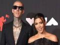 Travis Barker says 'currently much better' after undergoing colonoscopy for pancreatitis - Hindi News | Travis Barker says 'currently much better' after undergoing colonoscopy for pancreatitis | Latest entertainment News at Lokmattimes.com