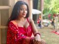 Monalisa read 30 novels to play an erotic poetess in 'Hasratein' - Hindi News | Monalisa read 30 novels to play an erotic poetess in 'Hasratein' | Latest entertainment News at Lokmattimes.com