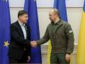 Ukrainian PM, EU top official discuss war, fresh aid - Hindi News | Ukrainian PM, EU top official discuss war, fresh aid | Latest politics News at Lokmattimes.com