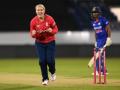 Was difficult to grip the ball; tried to bowl stump to stump: Sarah Glenn - Hindi News | Was difficult to grip the ball; tried to bowl stump to stump: Sarah Glenn | Latest cricket News at Lokmattimes.com