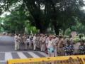 Sonia ED appearance: Heavy police deployment outside Cong, ED office - Hindi News | Sonia ED appearance: Heavy police deployment outside Cong, ED office | Latest politics News at Lokmattimes.com