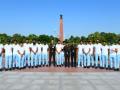 Indian men's hockey team post their victorious return from CWG 2022, visits National War Memorial - Hindi News | Indian men's hockey team post their victorious return from CWG 2022, visits National War Memorial | Latest hockey News at Lokmattimes.com