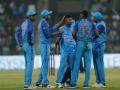 IND v SL, 1st T20I: Pandya encourages Shivam Mavi with promise to back him up, pacer takes 4-22 - Hindi News | IND v SL, 1st T20I: Pandya encourages Shivam Mavi with promise to back him up, pacer takes 4-22 | Latest cricket News at Lokmattimes.com