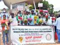 Karnataka: Florists associations and farmers protest against ban on garlands, bouquets at official programs - Hindi News | Karnataka: Florists associations and farmers protest against ban on garlands, bouquets at official programs | Latest national News at Lokmattimes.com