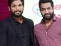 NTR Jr pays a visit to Allu Arjun on 'Pushpa 2' set in Hyderabad - Hindi News | NTR Jr pays a visit to Allu Arjun on 'Pushpa 2' set in Hyderabad | Latest entertainment News at Lokmattimes.com