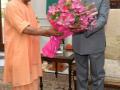 Yogi Adityanath meets President Kovind - Hindi News | Yogi Adityanath meets President Kovind | Latest politics News at Lokmattimes.com