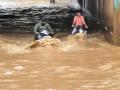 Incessant rains leave major dams brimming in K'taka, many places in Bengaluru inundated - Hindi News | Incessant rains leave major dams brimming in K'taka, many places in Bengaluru inundated | Latest national News at Lokmattimes.com