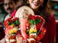 Isha Kopikkar makes her Ganpati celebration eco-friendly - Hindi News | Isha Kopikkar makes her Ganpati celebration eco-friendly | Latest entertainment News at Lokmattimes.com