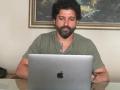 Farhan Akhtar back to scribble pad, starts working on new script - Hindi News | Farhan Akhtar back to scribble pad, starts working on new script | Latest entertainment News at Lokmattimes.com
