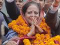 Pratibha Singh out of CM's race in Himachal; could be thorn for Cong - Hindi News | Pratibha Singh out of CM's race in Himachal; could be thorn for Cong | Latest politics News at Lokmattimes.com