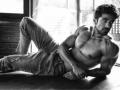 Saqib Saleem flaunts washboard abs - Hindi News | Saqib Saleem flaunts washboard abs | Latest entertainment News at Lokmattimes.com