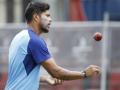 Speedster Yadav passes fitness test, aded for last 2 Tests vs Eng - Hindi News | Speedster Yadav passes fitness test, aded for last 2 Tests vs Eng | Latest cricket News at Lokmattimes.com