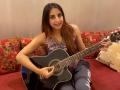 Lockdown diaries: Sanjjanaa Galrani learns guitar - Hindi News | Lockdown diaries: Sanjjanaa Galrani learns guitar | Latest entertainment News at Lokmattimes.com