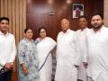 Lalu Yadav still strong enough to fight BJP: Mamata Banerjee - Hindi News | Lalu Yadav still strong enough to fight BJP: Mamata Banerjee | Latest politics News at Lokmattimes.com