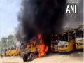 Student dies by suicide in TN's Kallakurichi: Protesters torch school buses, police vehicles - Hindi News | Student dies by suicide in TN's Kallakurichi: Protesters torch school buses, police vehicles | Latest national News at Lokmattimes.com