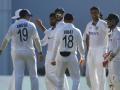 IND v NZ, 2nd Test: Kiwis 140/5 at stumps, India five wickets away from win - Hindi News | IND v NZ, 2nd Test: Kiwis 140/5 at stumps, India five wickets away from win | Latest cricket News at Lokmattimes.com