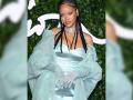 Rihanna covers up matching shark tattoo she got with Drake - Hindi News | Rihanna covers up matching shark tattoo she got with Drake | Latest entertainment News at Lokmattimes.com